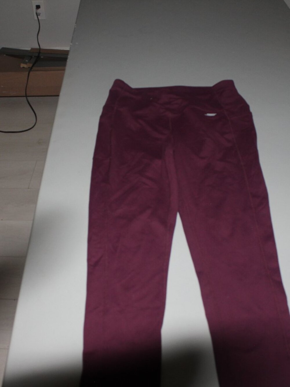 Maroon Skechers High Waist Leggings Size Medium